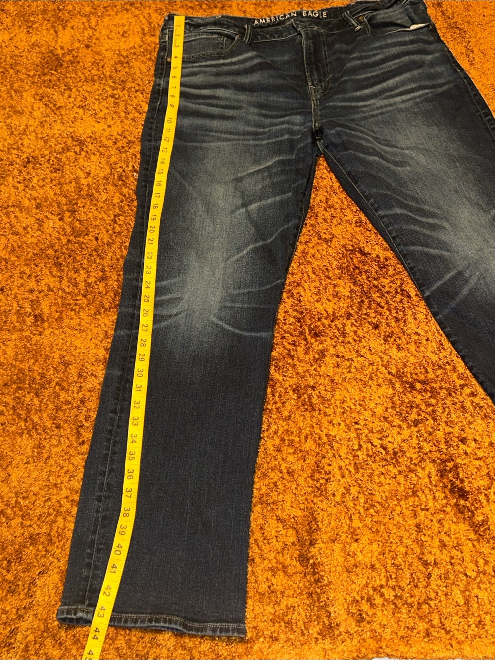 American Eagle Outfitters Men’s Dark Wash Relaxed Jeans - Picture 3 of 10